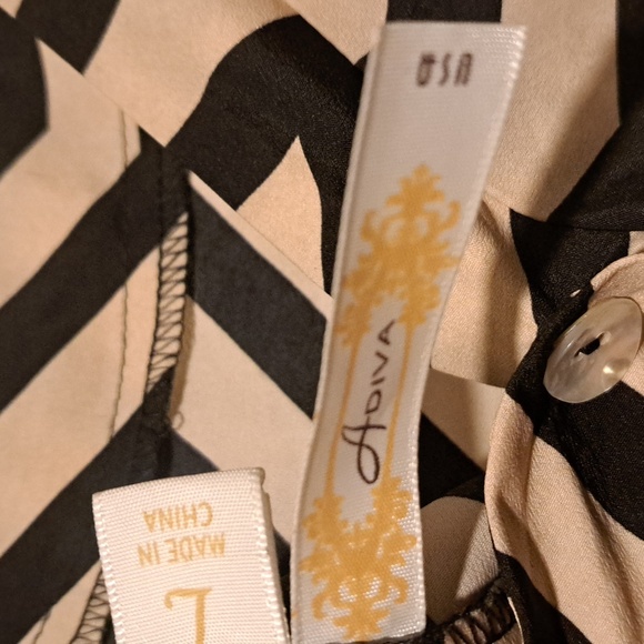 NEW Striped Black and Cream Women's Top With Bat Wings - Picture 4 of 7